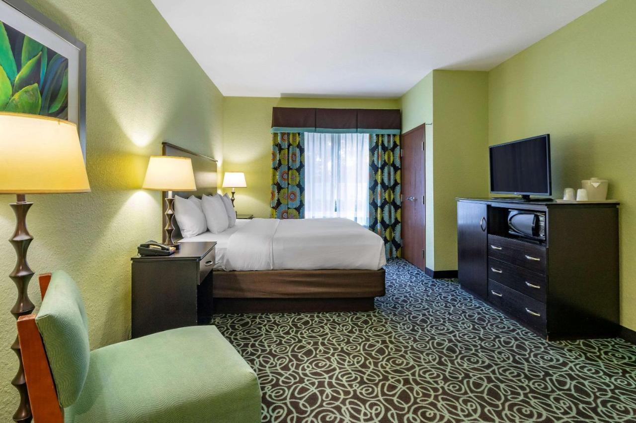 Hotel Hampton By Hilton Tampa Fairgrounds Casino