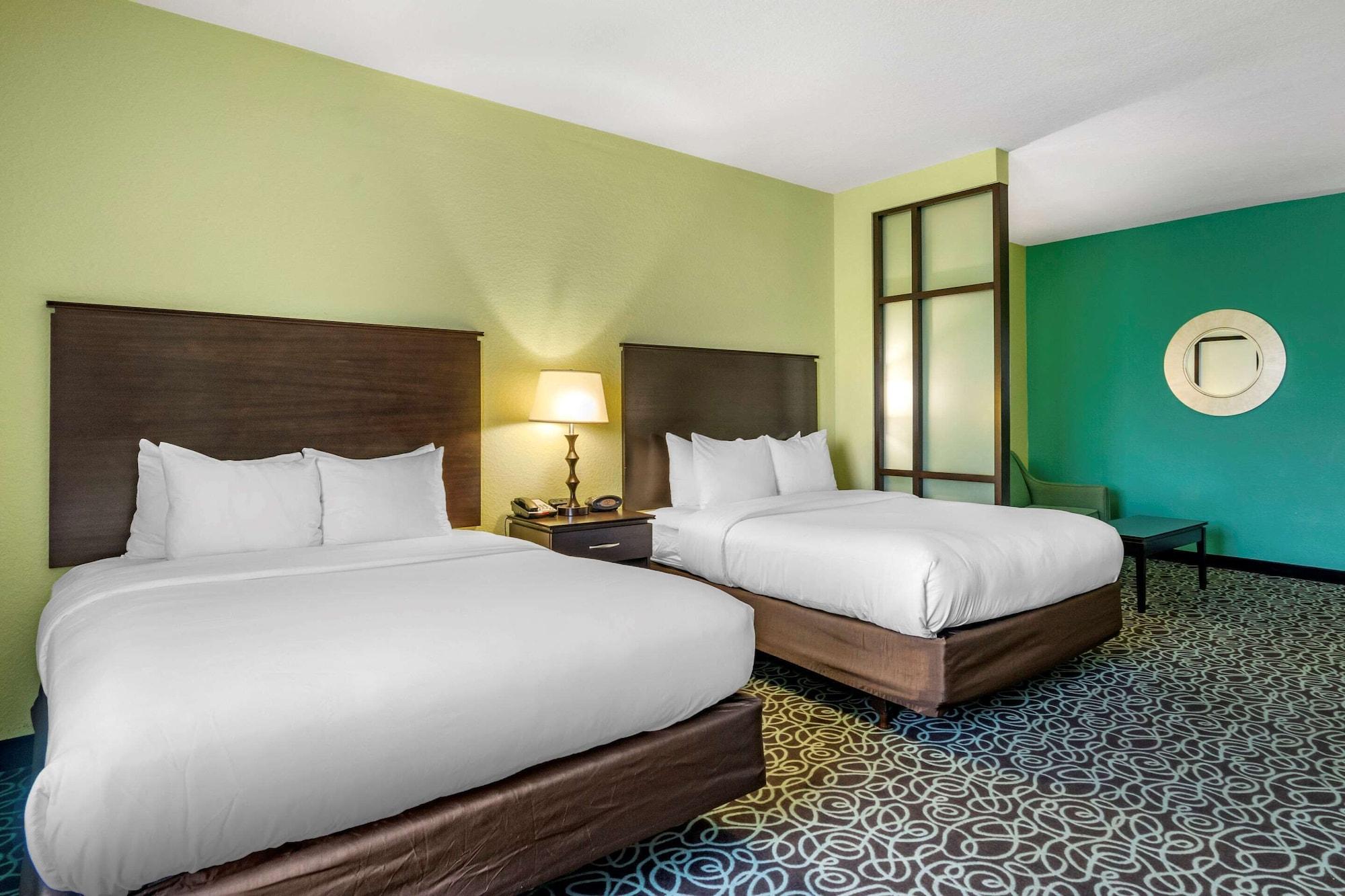 Hotel Hampton By Hilton Tampa Fairgrounds Casino Mango