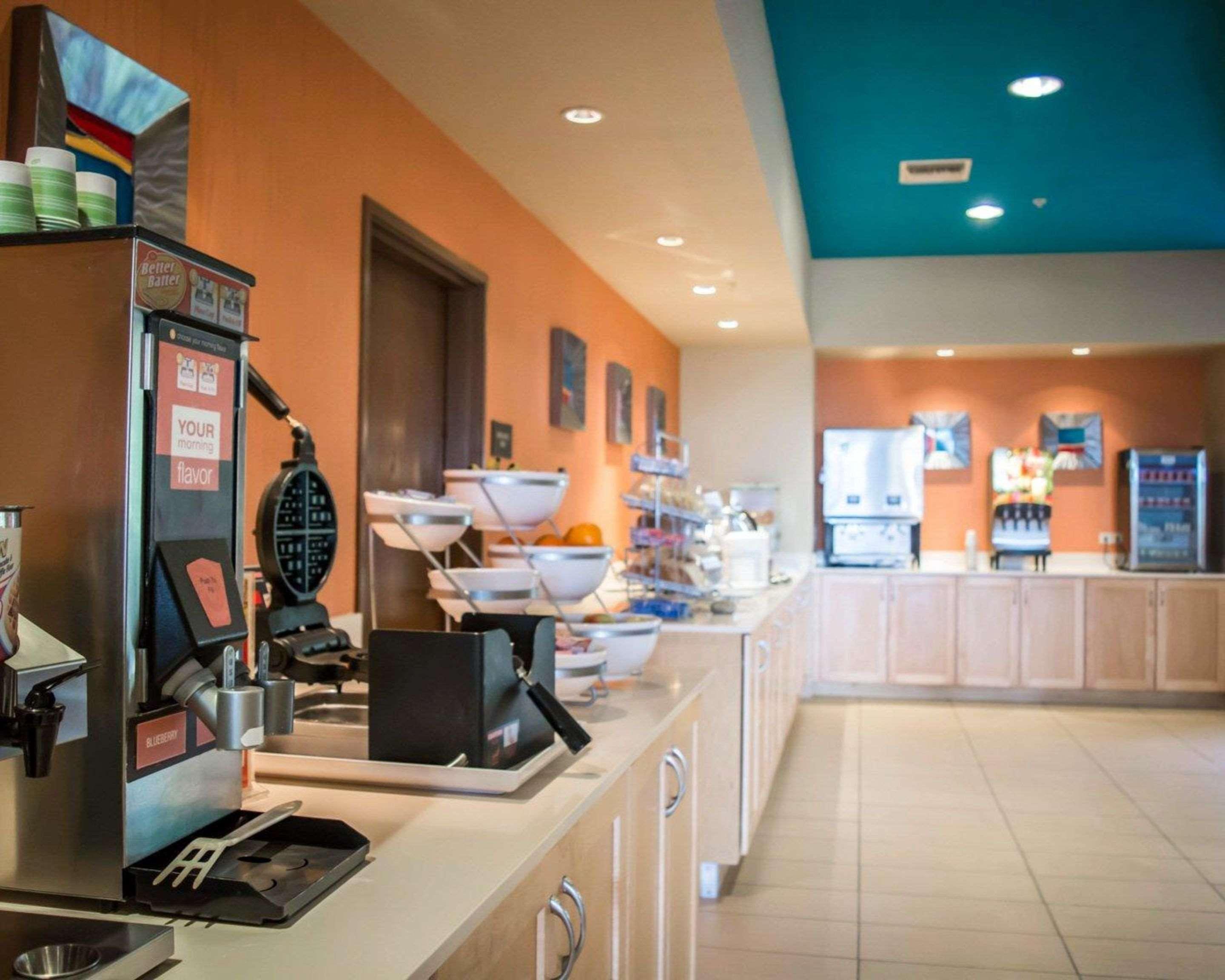 Hampton By Hilton Tampa Fairgrounds Casino Hotel