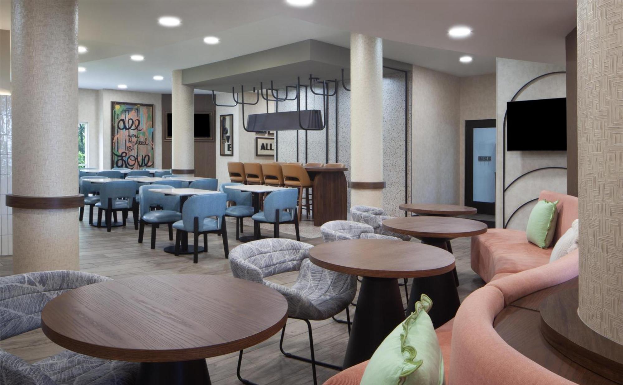 Hotel Hampton By Hilton Tampa Fairgrounds Casino 3*