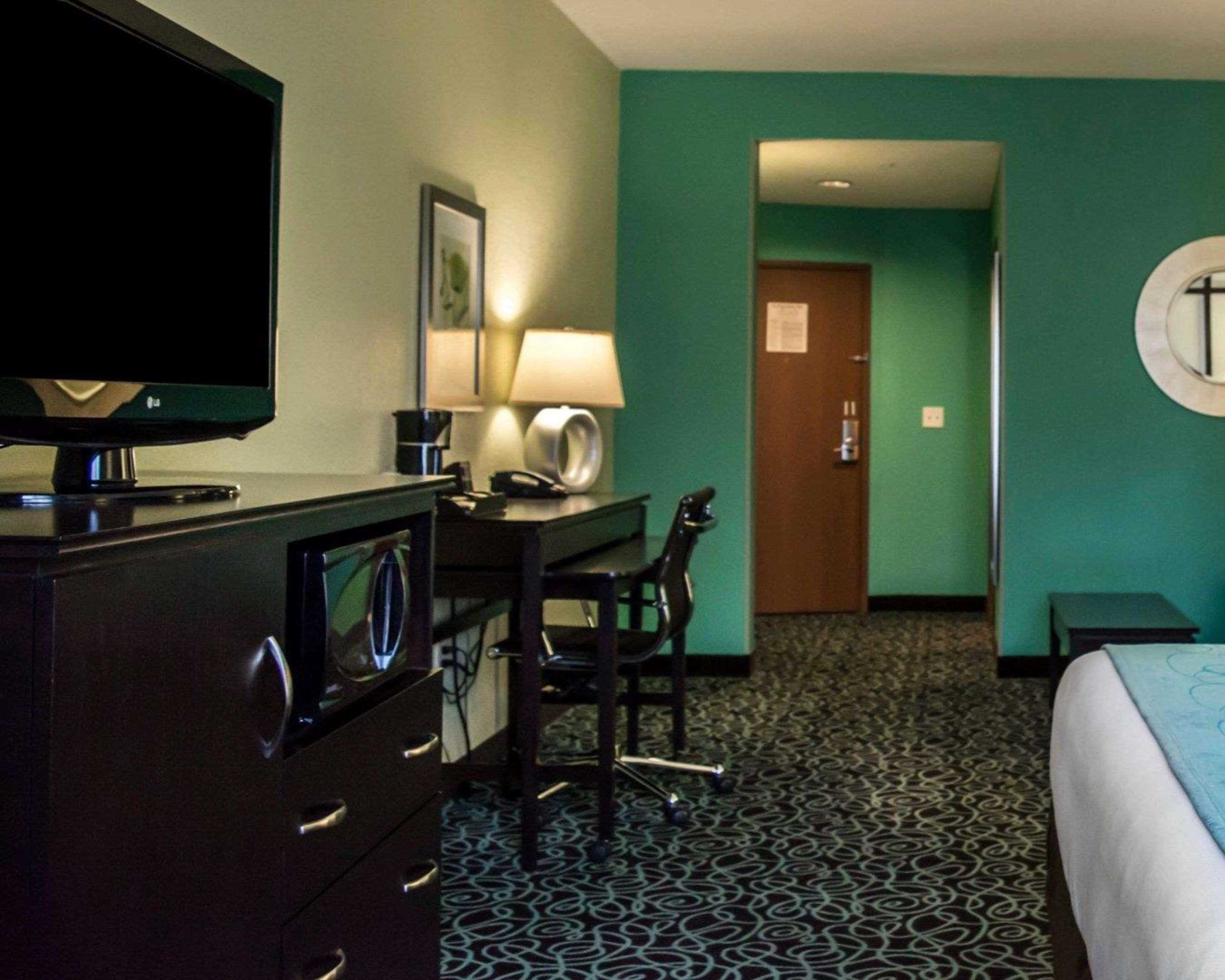 Hotel Hampton By Hilton Tampa Fairgrounds Casino Mango