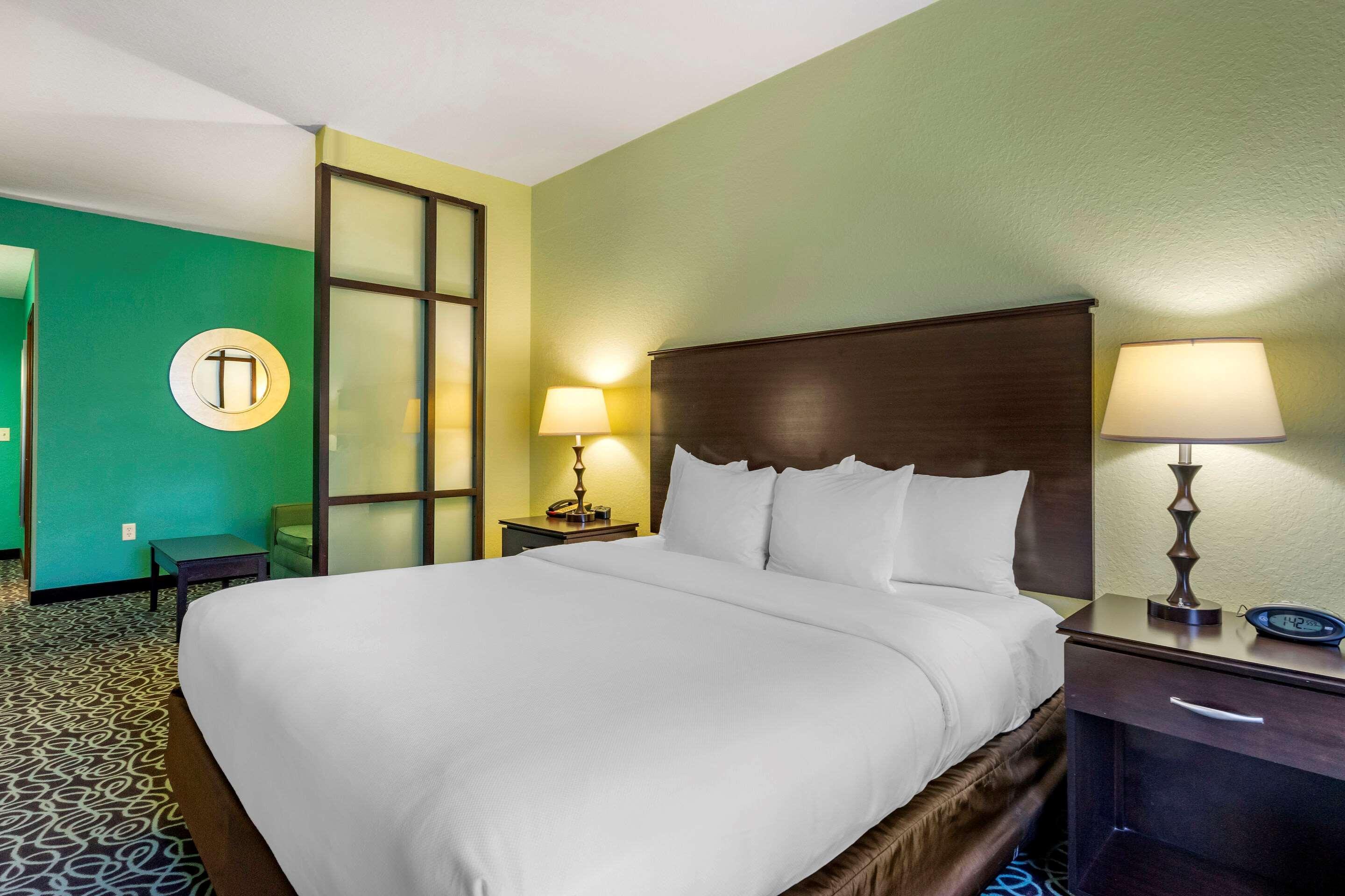 Hampton By Hilton Fairgrounds Casino 3*